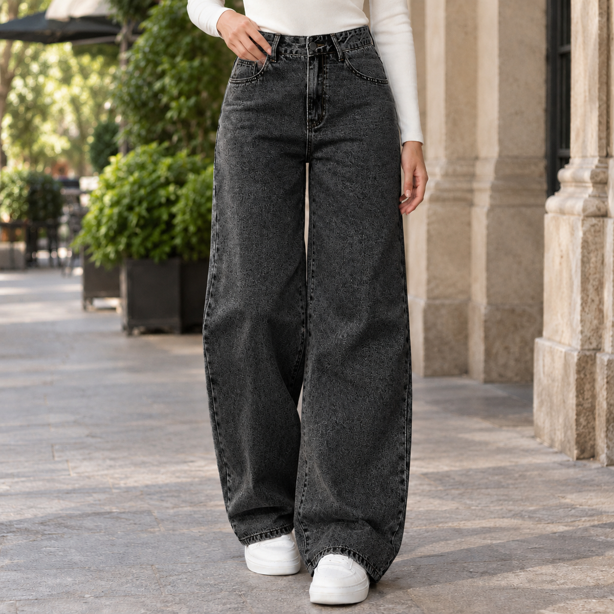 Women's Baggy Wide Leg Jeans in Black - front view